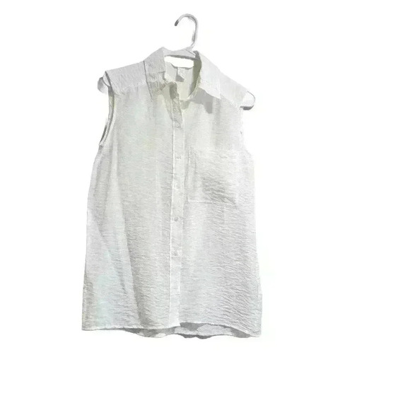 White Sleeveless Button-Up Blouse - Women's Lightweight Shirt - Picture 6 of 6